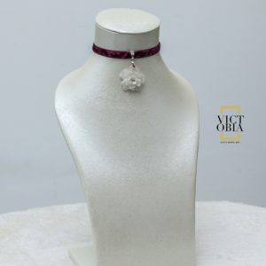 Collier Aubergine Fleur Nacre